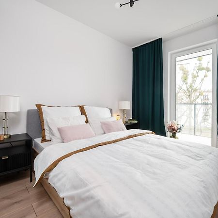 Manufaktura Residence - Apartamenty Prestiz Z Garazem Podziemnym I Dwoma Lazienkami Łódź Buitenkant foto