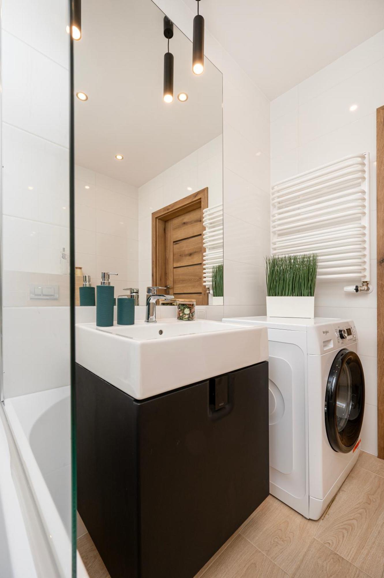 Manufaktura Residence - Apartamenty Prestiz Z Garazem Podziemnym I Dwoma Lazienkami Łódź Buitenkant foto